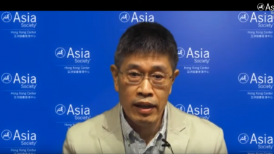 Photo of Prof Honglin Chen talks about Covid-19 vaccine development